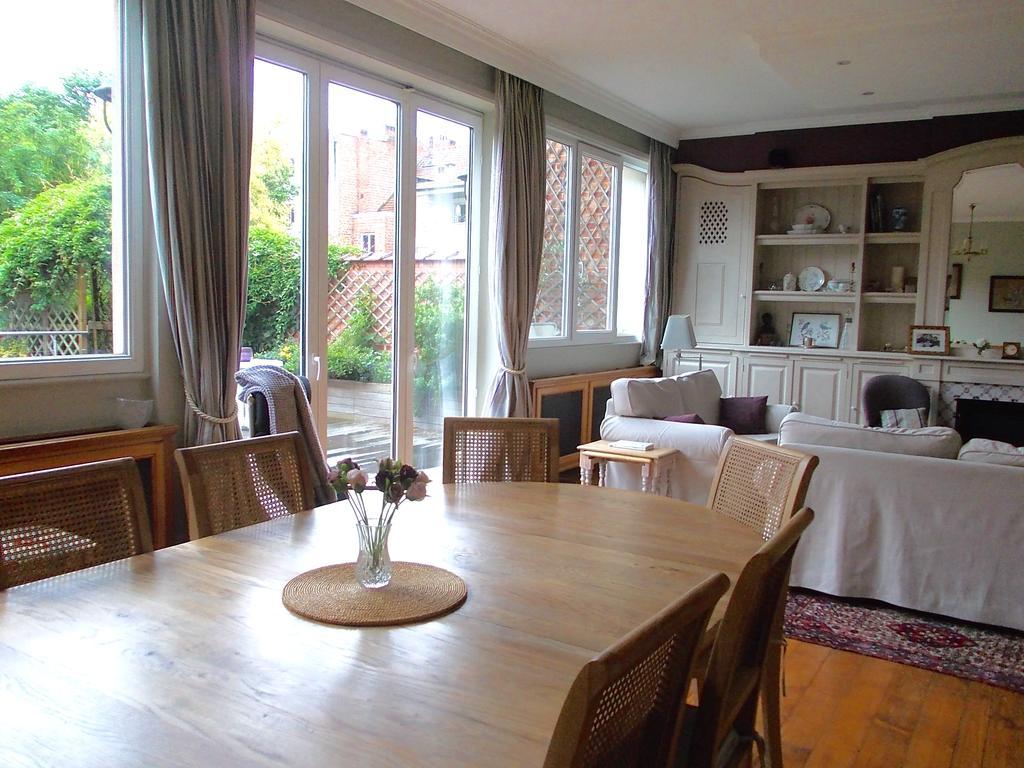 B&B Chambre Chocolat Woluwe-Saint-Lambert Eksteriør billede