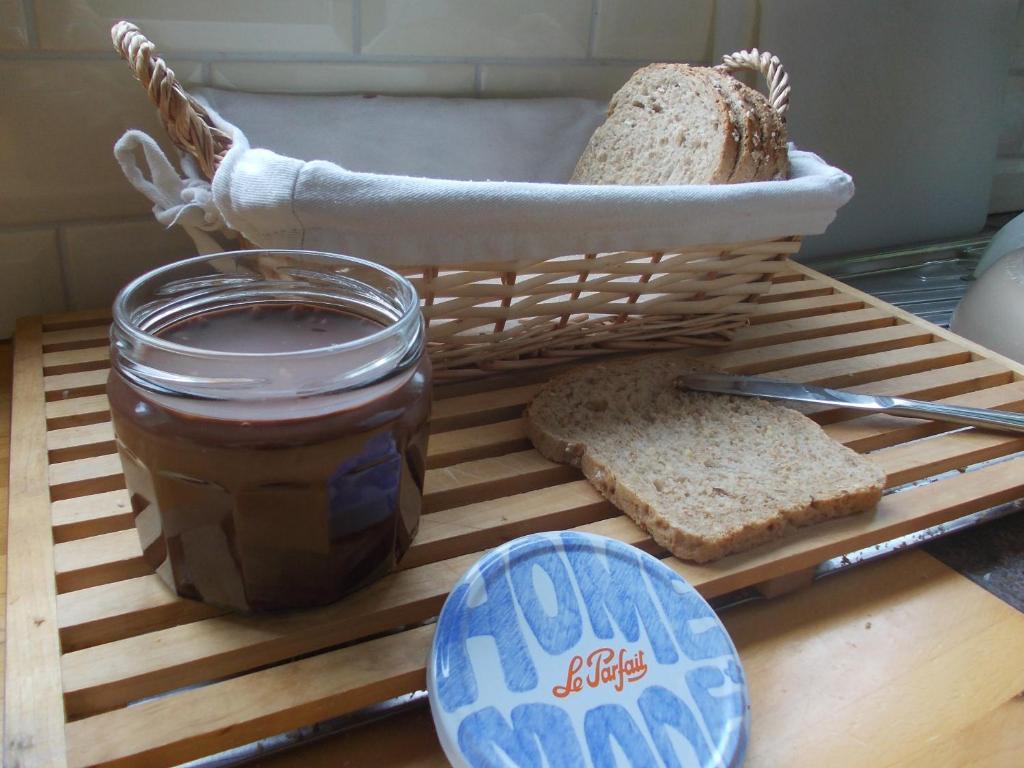 B&B Chambre Chocolat Woluwe-Saint-Lambert Eksteriør billede
